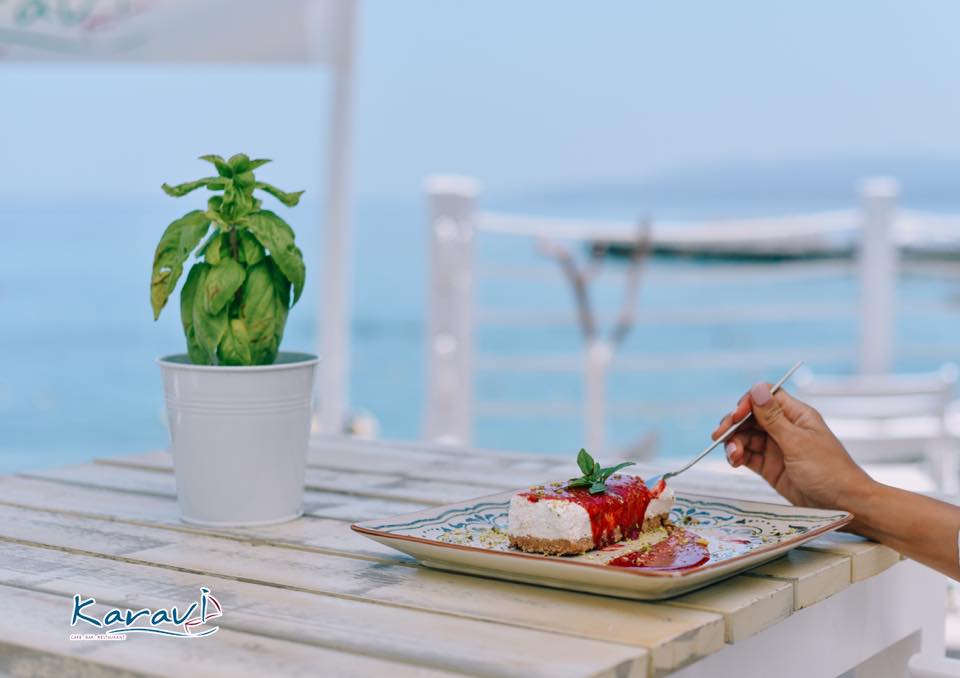 Karavi Café Bar Restaurant